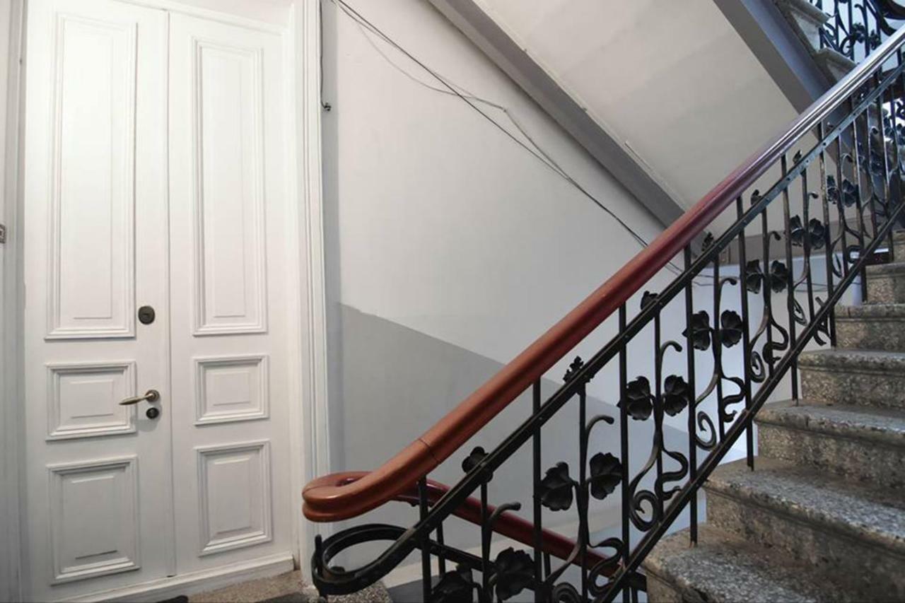 House By The Opera Apartamento Tbilisi Exterior foto